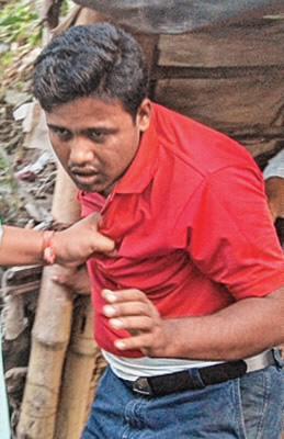 ওসি সাজার রোগ সারেনি, আবার গ্রেফতার রবিউল