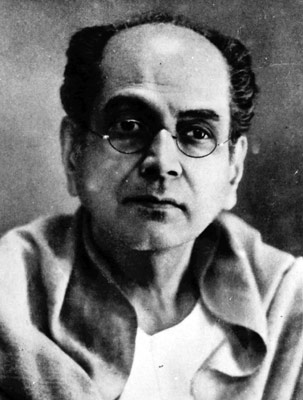 ‘অবন কথা কইছে’