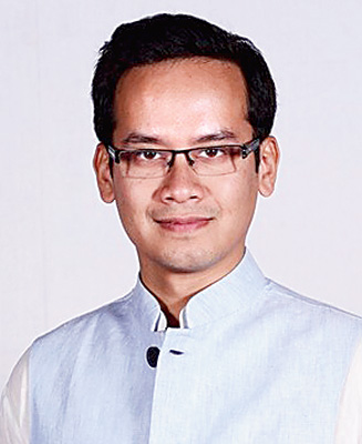 ছেলে অনুপযুক্ত, দাবি গগৈয়ের