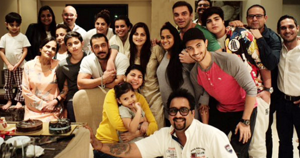 Arpita tweet Salman khan's pic dgtl