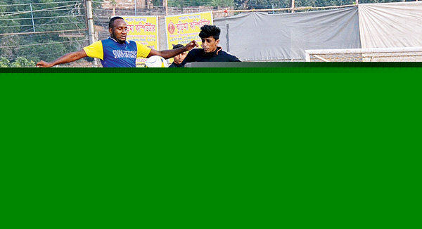 বনগাঁয় শুরু আট দলের ফুটবল