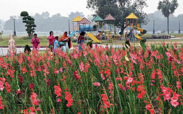 More tourist are coming to visit Motijheel tourist spot in Murshidabad