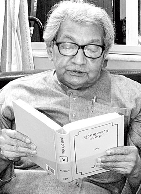 তুখোড়, তেতোরসিক, মেধাবী এক কবি