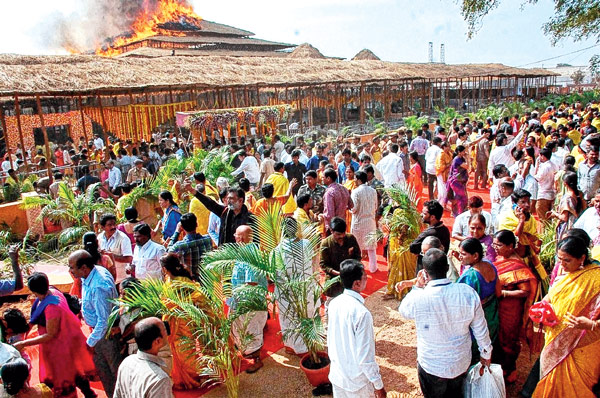Fire breaks out at KCR's 7-crore 'Yagnam Pandal'