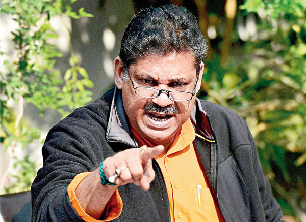 kirti azad targets more in ddca controversy