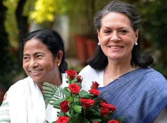 increasing closeness between mamata and congress make lefts angry  