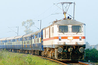 যাত্রীবাহী ট্রেনেও বিলম্ব নেই, উৎসাহিত বরাক