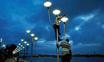 Mamata said tri stand light project started with her permission