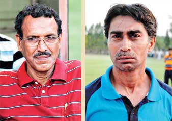 Subrata Bhattacharya and Satyajit Chattopadhyay fight each other