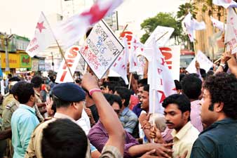 SFI protest rally in Bardhaman