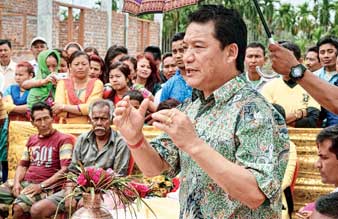 Little gathering in Gurungs meeting