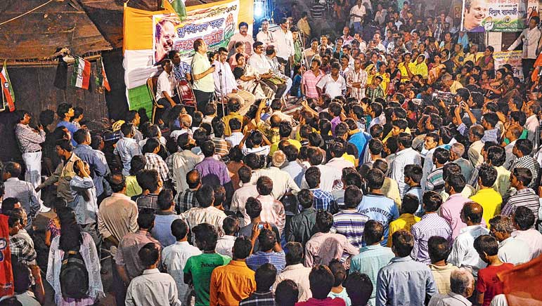 Adhir attacks state government on water supply project