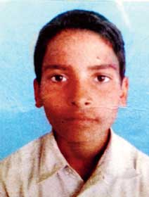 বাবার খুনের দু’বছরের মধ্যে খুন কিশোর