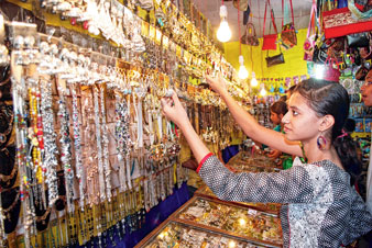 Government does not give grant for Nazrul fair