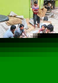 বেআইনি বাজি রুখবে কে, পর্ষদ-পুলিশ চাপান-উতোর