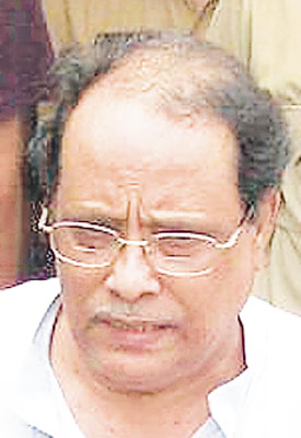 mayor ashok bhattacharya class for entire development beyond any party and ism