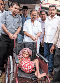 সরঞ্জাম বিলি