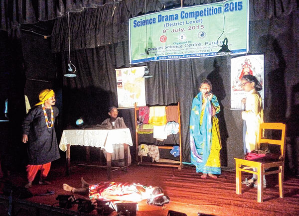 ভূমিক্ষয় রোধে নাটক করে সেরার শিরোপা