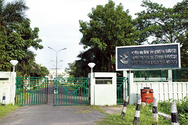 ftii row arises right question why govt running film institutes by the tax payers money