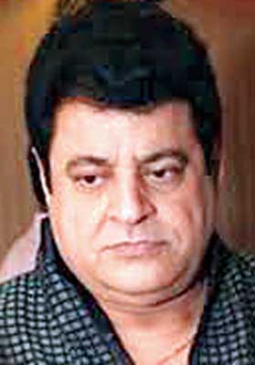 FTII row: Government defends choosing Gajendra Chauhan over Amitabh Bachchan, Rajnikanth