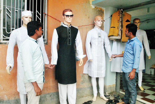 নুরুল আবসার ও মনিরুল ইসলাম