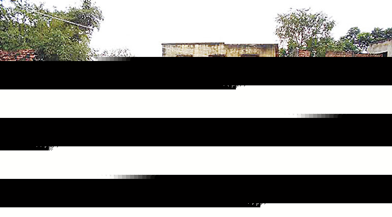 স্কুলে কোমর-জল, ডুবে মৃত্যু শিশুর