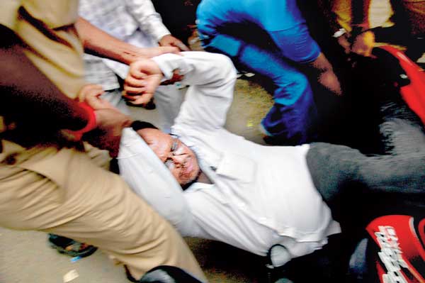 Teacher beaten up by student at Asansol School