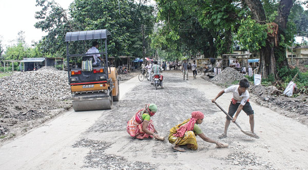 Administrative preparation is going on for mamata bandopadhyay's tour in haldibari