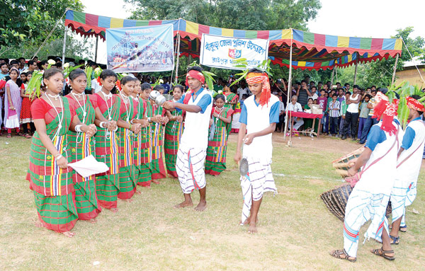 World tribal day celebrated at Barabazar
