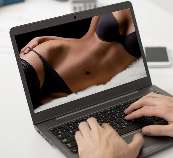 On porn ban, govt tells Supreme Court it can't be present in all bedrooms