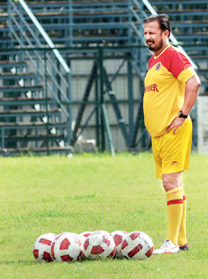 bello razzaq will paly for east bengal today