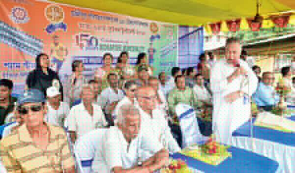 Municipal football tournament starts at Medinipur