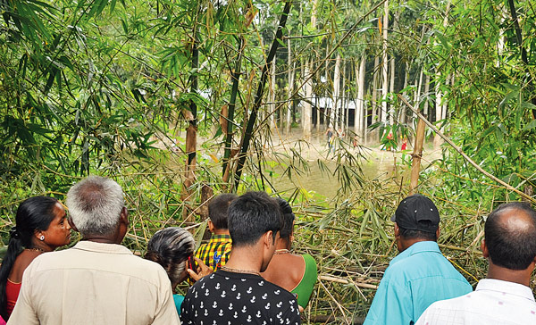 সীমান্তে মনসা পুজো, দুই বাংলার মিলন