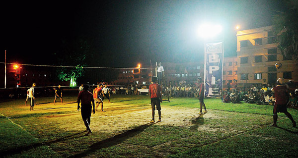 দিন-রাতের ভলিবল প্রতিযোগিতা