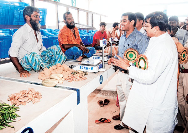 Krishak bazar starts at Sagardighi