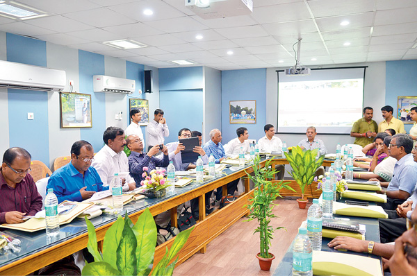 নদিয়ার পঞ্চায়েতের কাজ দেখল বাংলাদেশের দল