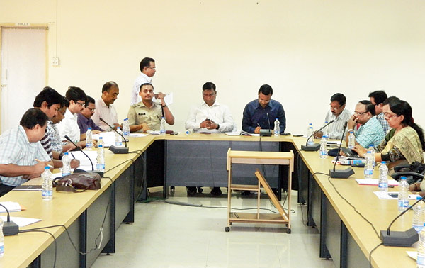 Meeting on post rain condition at Bardhaman