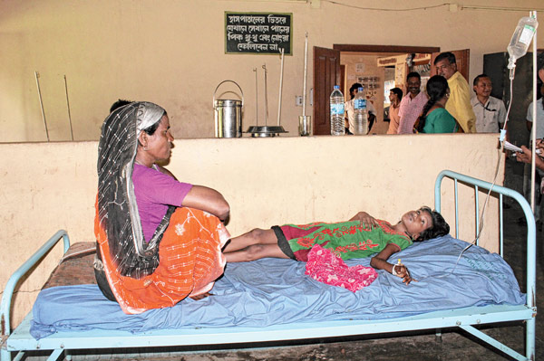 মুখ্যমন্ত্রী খোঁজ নিতেই কড়া প্রশাসন