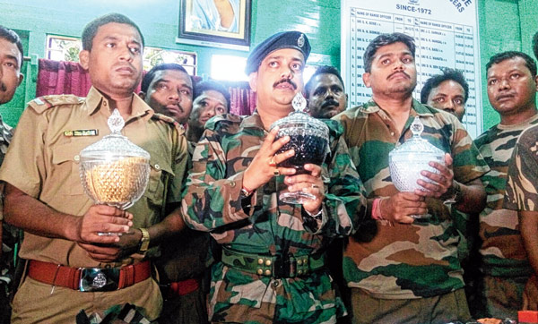 ফের মিলল সাপের বিষ, অস্ত্র-সহ ধৃত