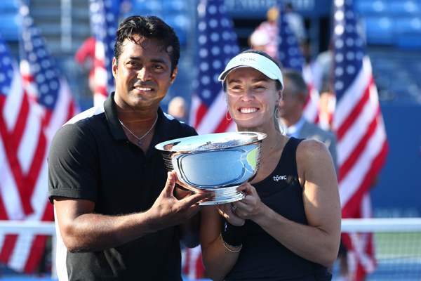 president primeminister and bollywood hail leander and martina for grand slam winning
