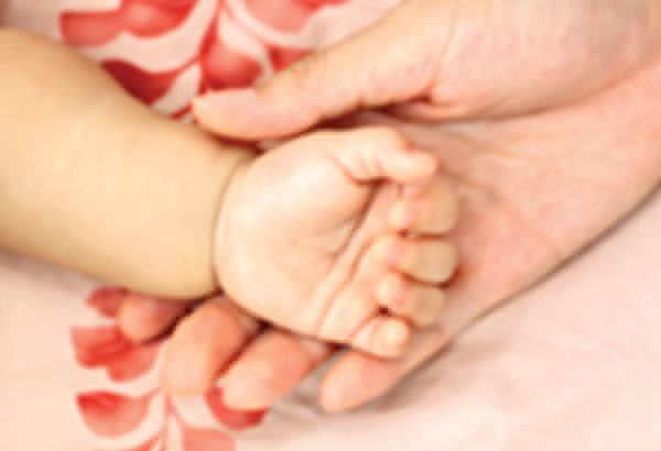 দত্তক না পেয়ে হাসপাতালে শিশু ‘চুরি’