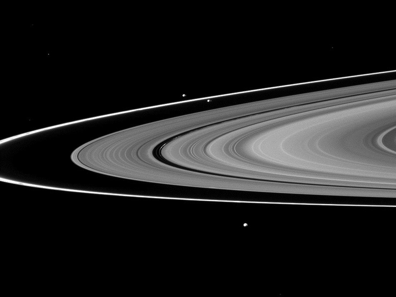 শনির সবচেয়ে ‘তরুণ’ বলয়  খুঁজে পেল নাসা!