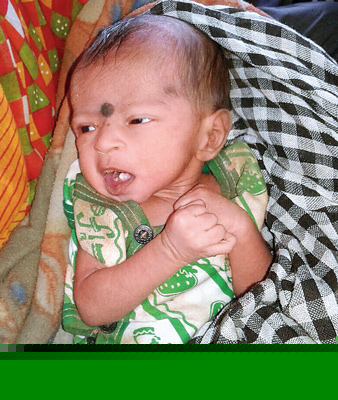 রেললাইনে মিলল শিশু