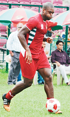 mohunbagan expels brazilain stopper gustavo