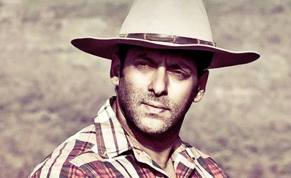 সলমনের ‘ফার্ম’-এ চাষ করবেন বলিউডের সেলেব্রিটিরা!