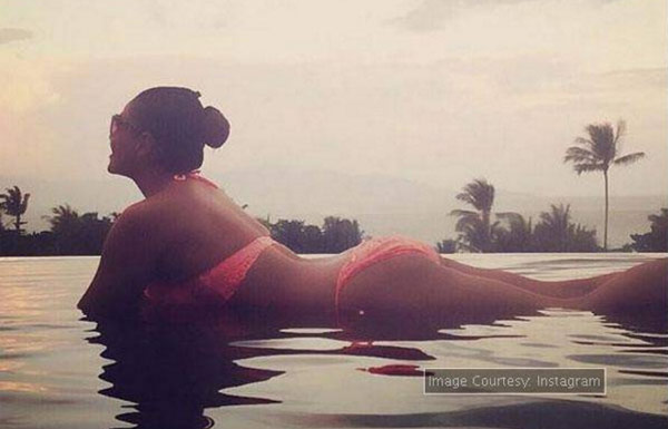 Bipasha celebrates new year eve in bikini dgtl