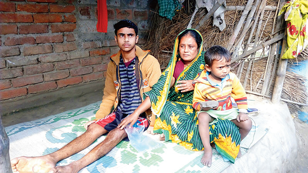 No money for treatment, a boy wrote a letter to district magistrate to end his life