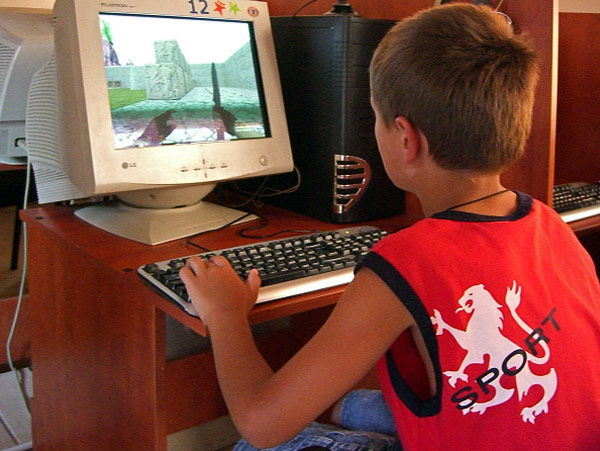 Children tend to consume more calories after playing online games dgtl