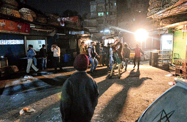 পিকনিকে শান্তি রাখতে নজরদারির সঙ্গী প্রচারও