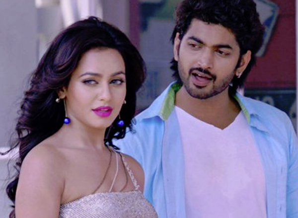 om fall in love with Faria-dgtl